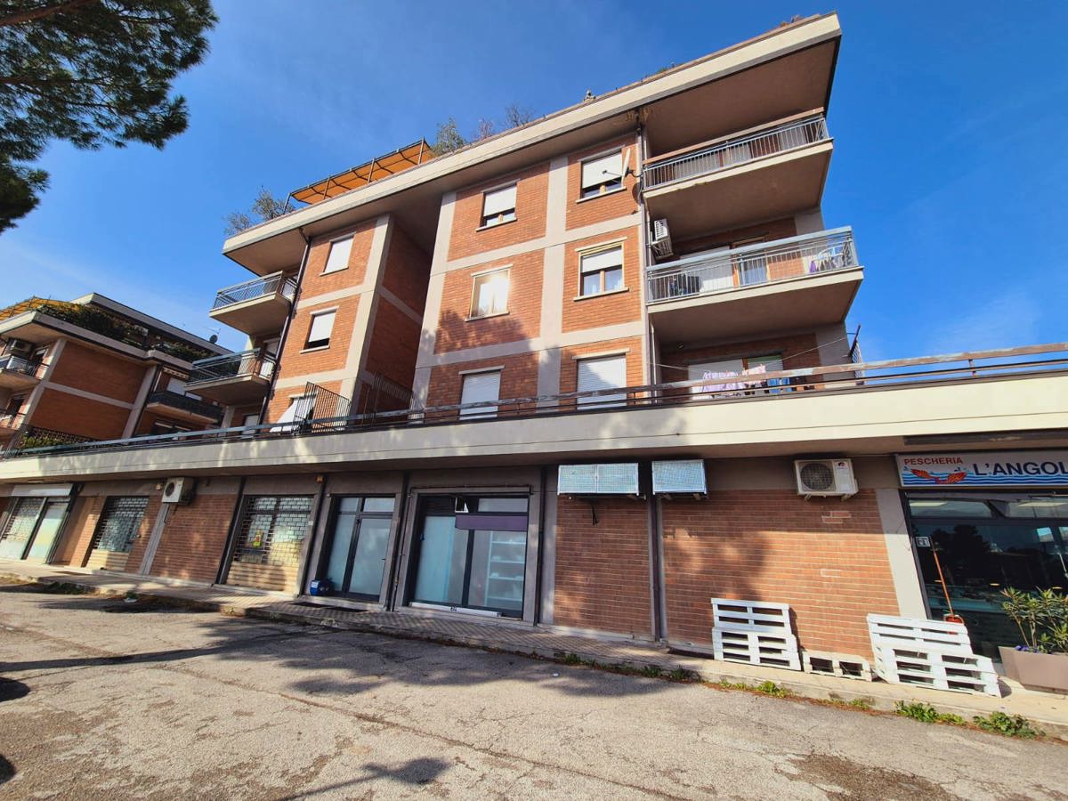 Appartamento in vendita a Bastia Umbra, 3 locali, prezzo € 115.000 | PortaleAgenzieImmobiliari.it