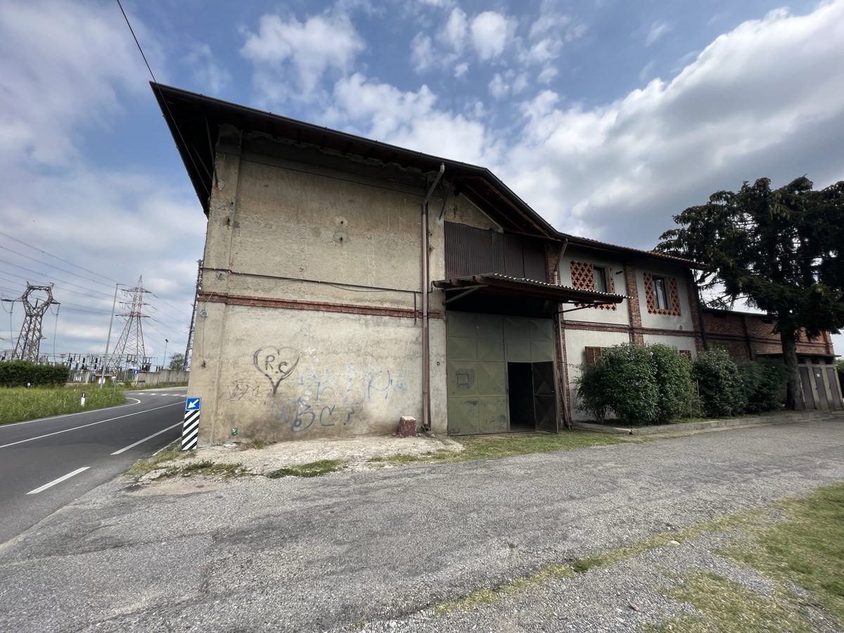 Rustico / Casale in vendita a Bovisio Masciago, 2 locali, prezzo € 54.000 | PortaleAgenzieImmobiliari.it