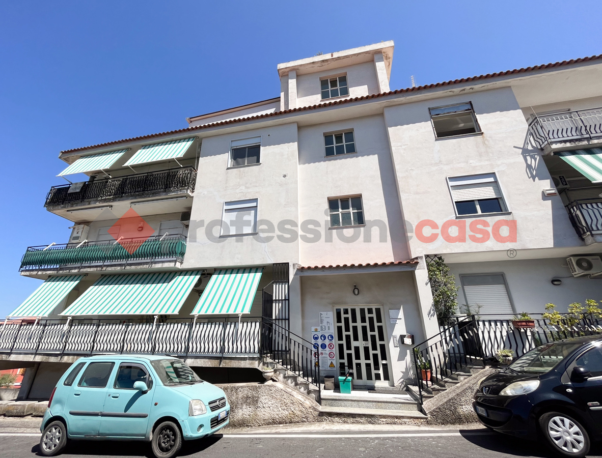 Appartamento in vendita a Pace del Mela, 3 locali, prezzo € 90.000 | PortaleAgenzieImmobiliari.it