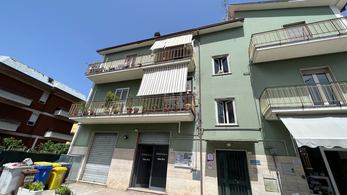 Appartamento in vendita a Civita Castellana, 3 locali, prezzo € 99.000 | PortaleAgenzieImmobiliari.it