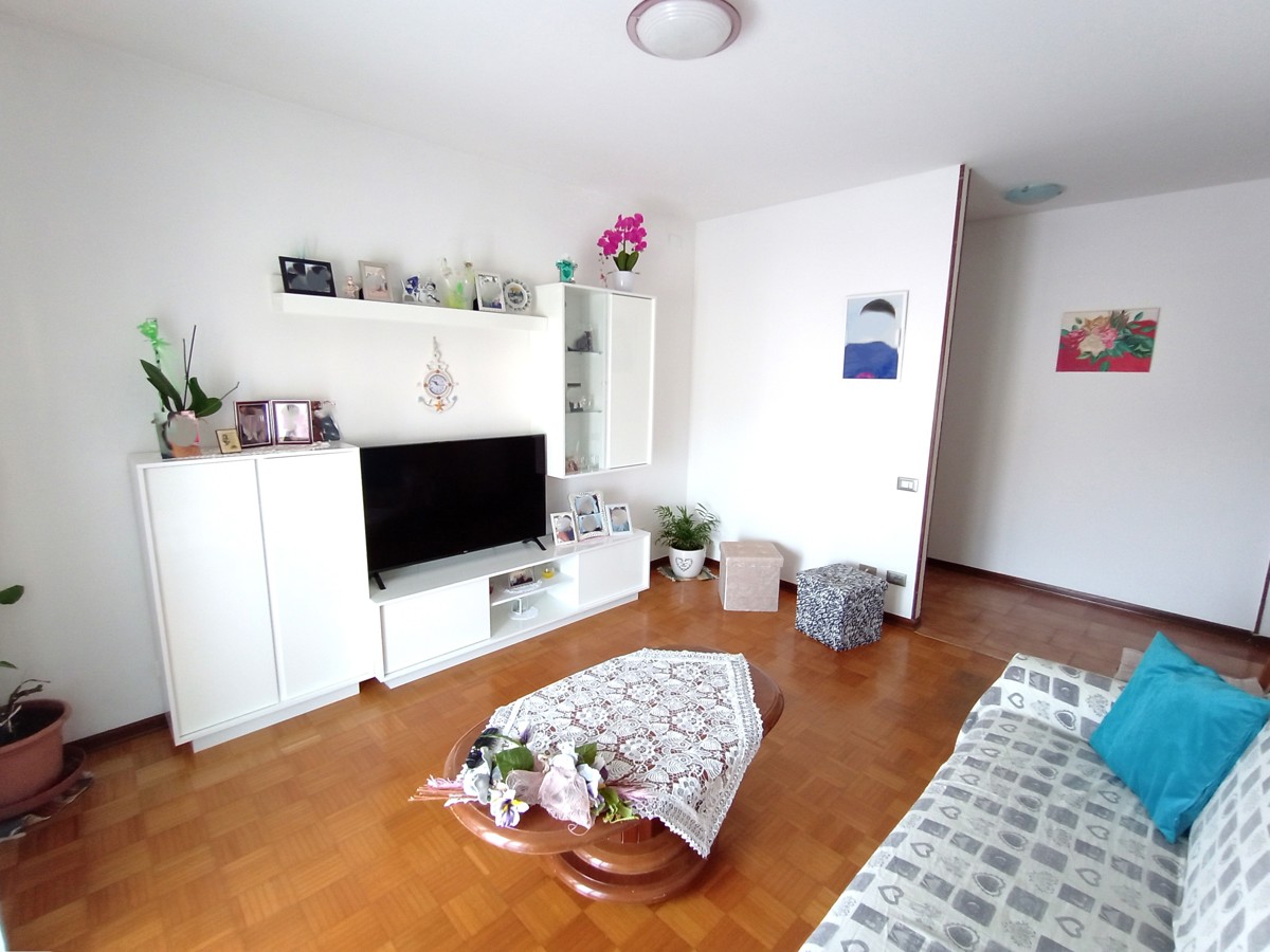 Appartamento in vendita a Cavarzere, 5 locali, prezzo € 85.000 | PortaleAgenzieImmobiliari.it