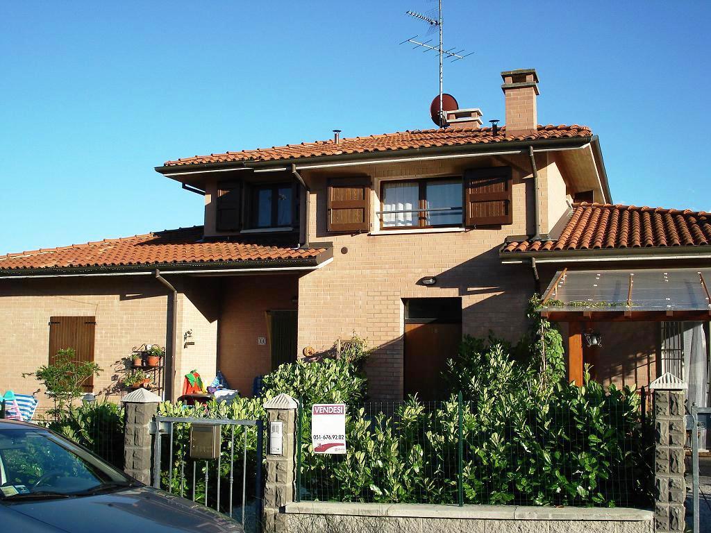 Appartamento in vendita a Monte San Pietro, 3 locali, prezzo € 118.000 | PortaleAgenzieImmobiliari.it