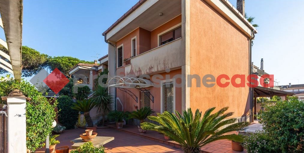 Appartamento in vendita a Pomezia, 4 locali, prezzo € 269.000 | PortaleAgenzieImmobiliari.it