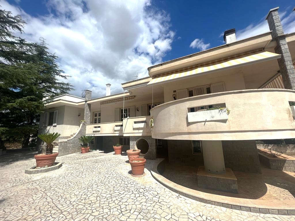 Villa in vendita a Conversano, 5 locali, prezzo € 390.000 | PortaleAgenzieImmobiliari.it