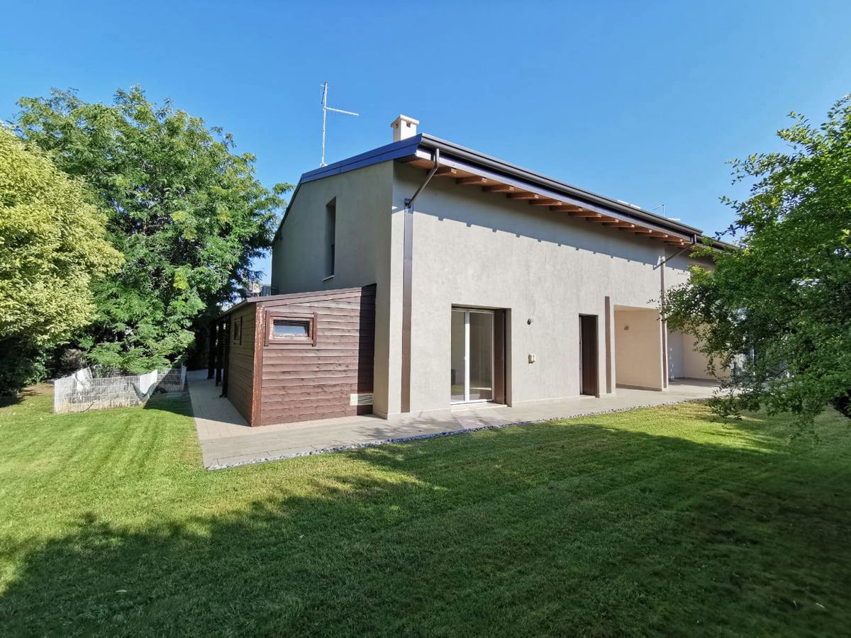 Villa Bifamiliare in vendita a Cerea, 5 locali, prezzo € 339.000 | PortaleAgenzieImmobiliari.it