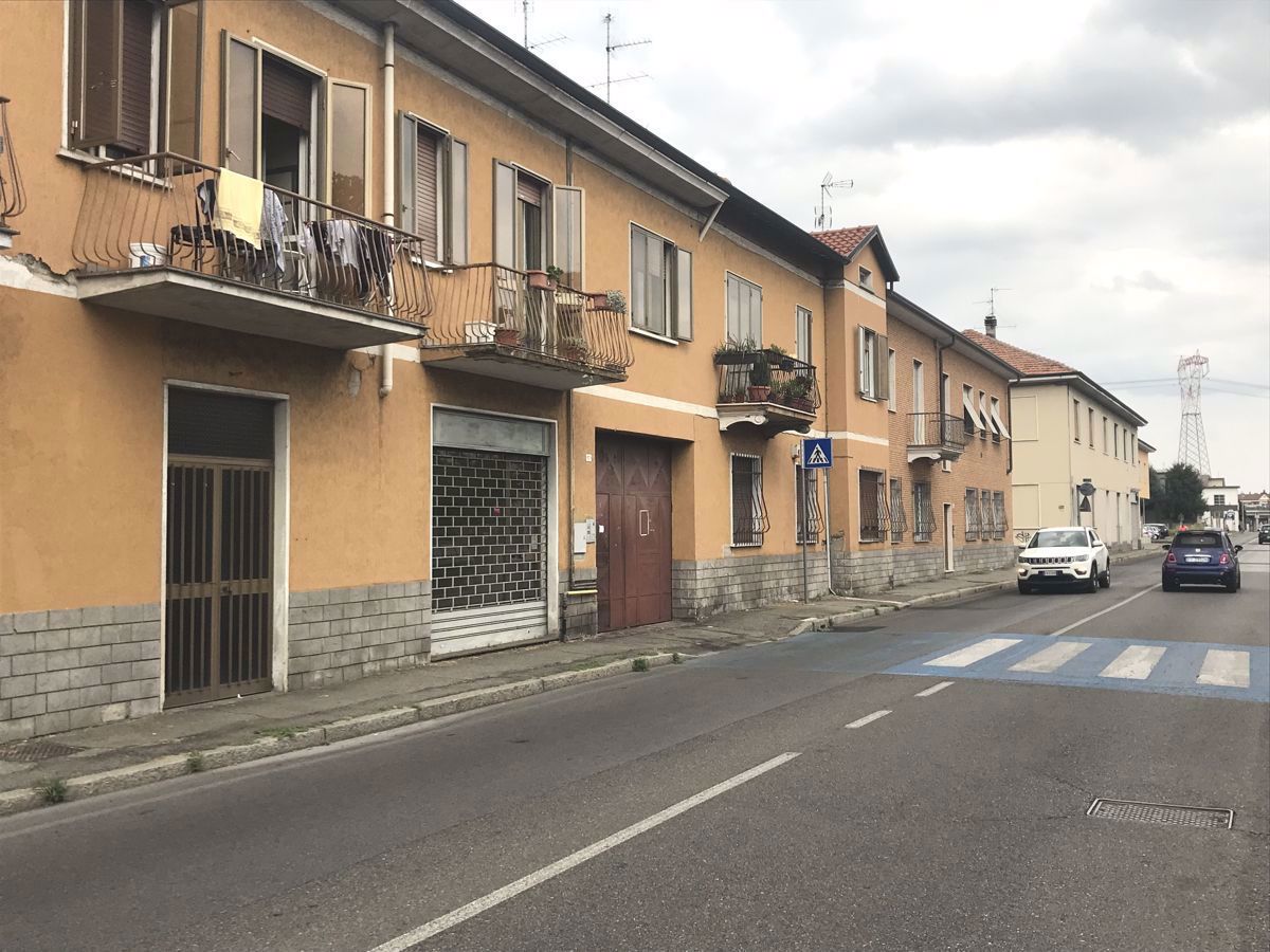 Magazzino in vendita a Cesano Maderno, 9999 locali, prezzo € 36.000 | PortaleAgenzieImmobiliari.it