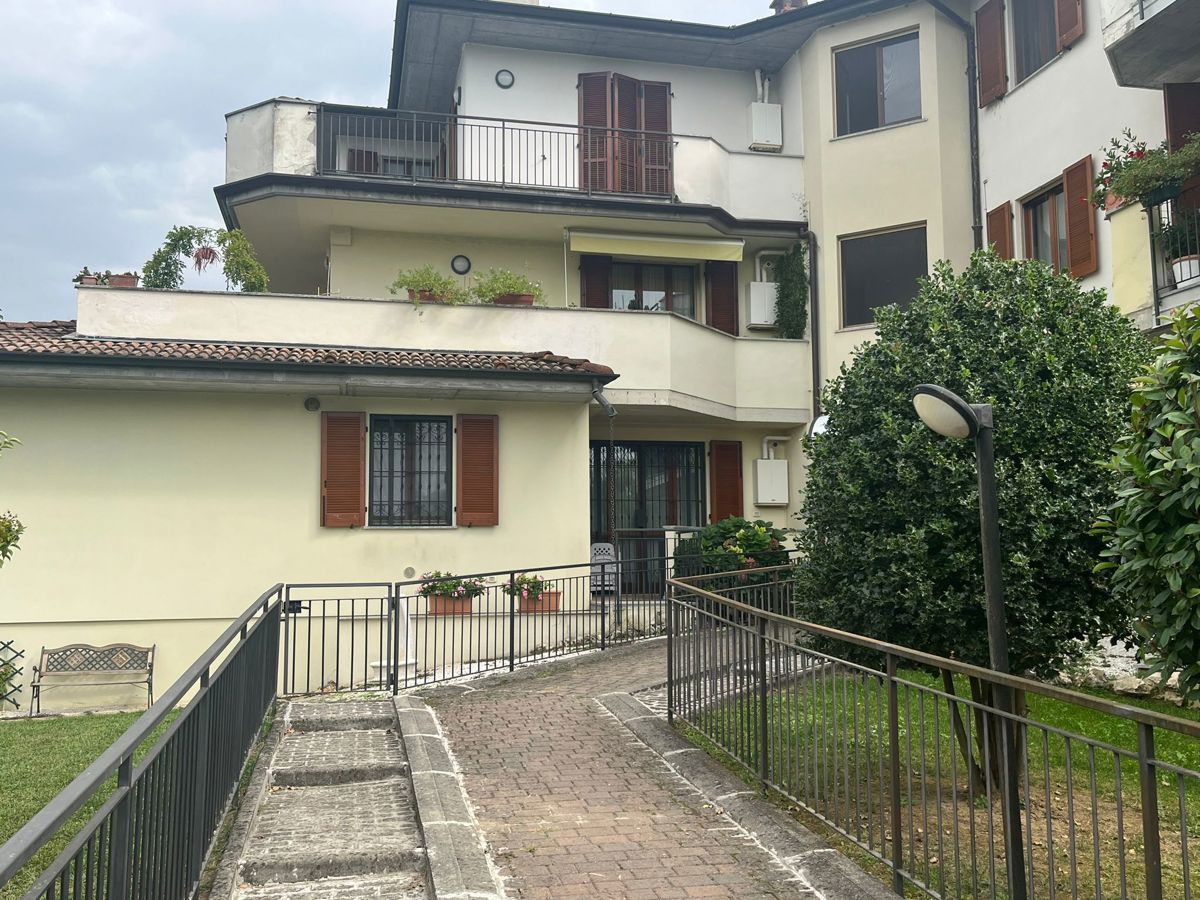Appartamento in vendita a Stradella, 3 locali, prezzo € 160.000 | PortaleAgenzieImmobiliari.it