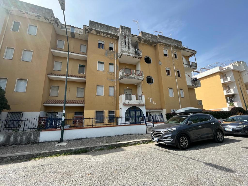 Appartamento in vendita a Scalea, 3 locali, prezzo € 34.000 | PortaleAgenzieImmobiliari.it