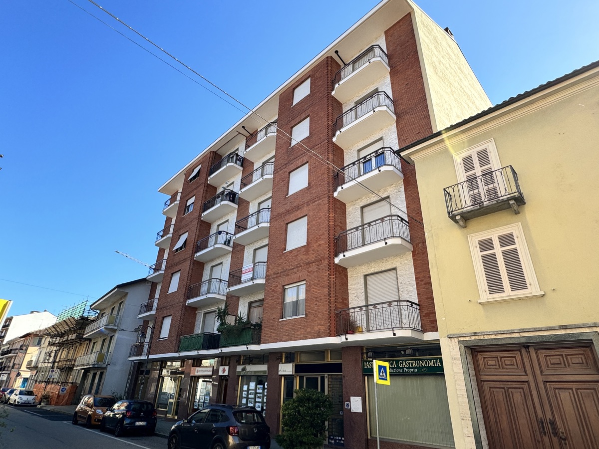 Appartamento in vendita a Poirino, 4 locali, prezzo € 145.000 | PortaleAgenzieImmobiliari.it