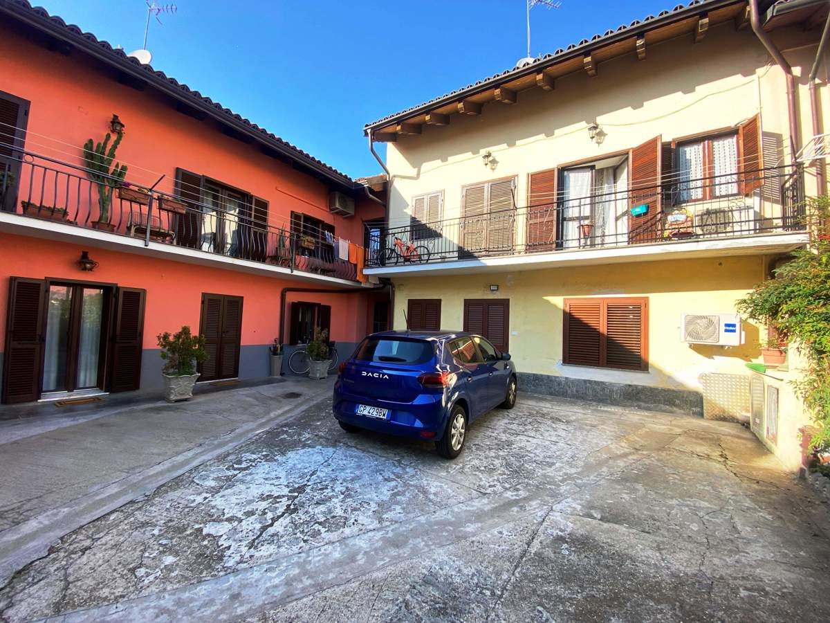 Appartamento in vendita a Beinasco, 5 locali, zona aretto, prezzo € 229.000 | PortaleAgenzieImmobiliari.it