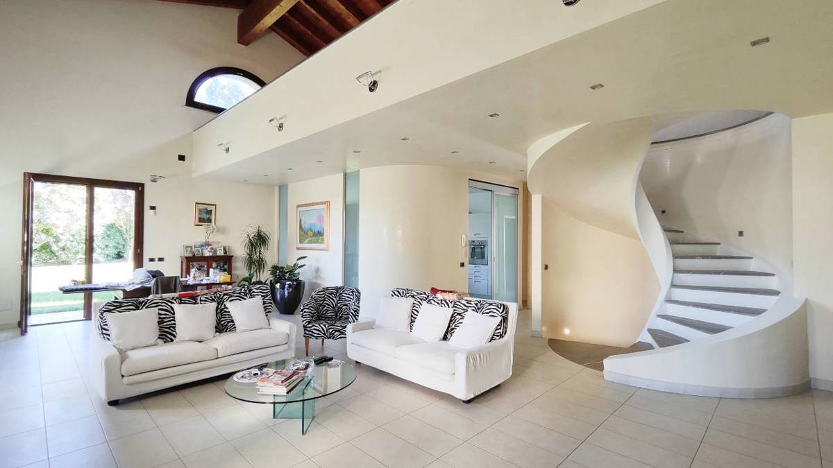 Villa a Schiera in vendita a Piacenza, 5 locali, prezzo € 485.000 | PortaleAgenzieImmobiliari.it