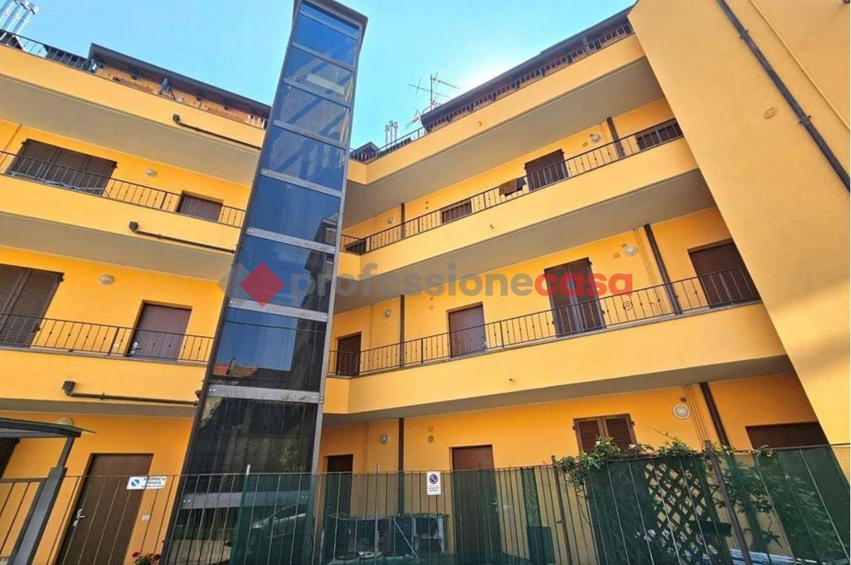 Appartamento in vendita a Seveso, 2 locali, prezzo € 89.000 | PortaleAgenzieImmobiliari.it