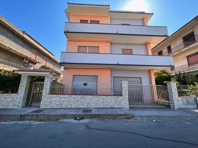 Appartamento in vendita a Terme Vigliatore, 5 locali, prezzo € 150.000 | PortaleAgenzieImmobiliari.it