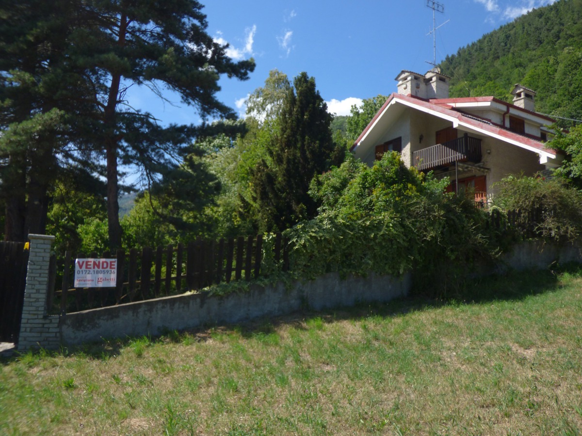 Villa in vendita a Sampeyre, 14 locali, Trattative riservate | PortaleAgenzieImmobiliari.it