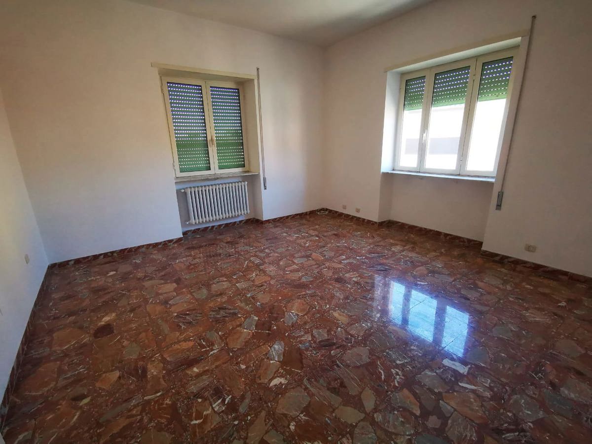 Appartamento in affitto a Piedimonte San Germano, 4 locali, prezzo € 400 | CambioCasa.it