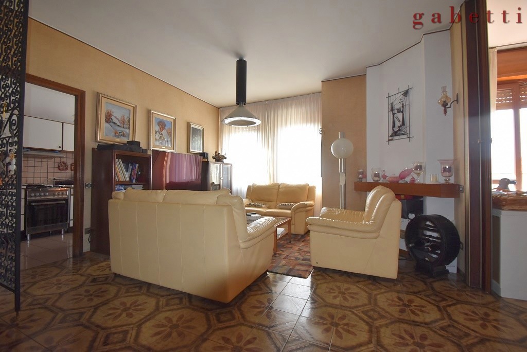 Appartamento in vendita a Magenta, 3 locali, prezzo € 128.000 | PortaleAgenzieImmobiliari.it