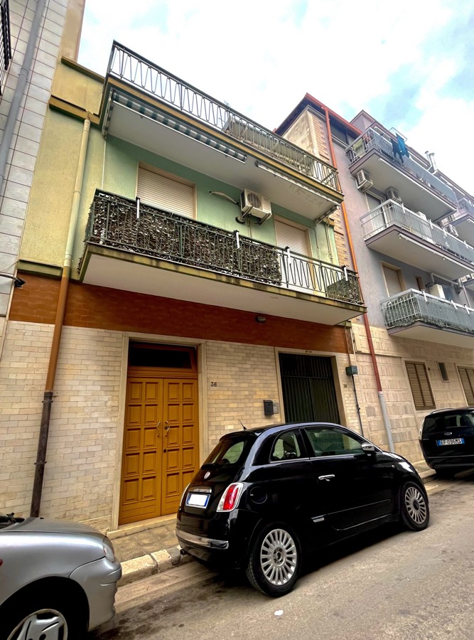 Palazzo / Stabile in vendita a Andria, 9999 locali, prezzo € 216.000 | PortaleAgenzieImmobiliari.it