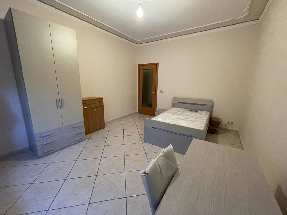 Appartamento in affitto a Messina, 4 locali, prezzo € 250 | PortaleAgenzieImmobiliari.it