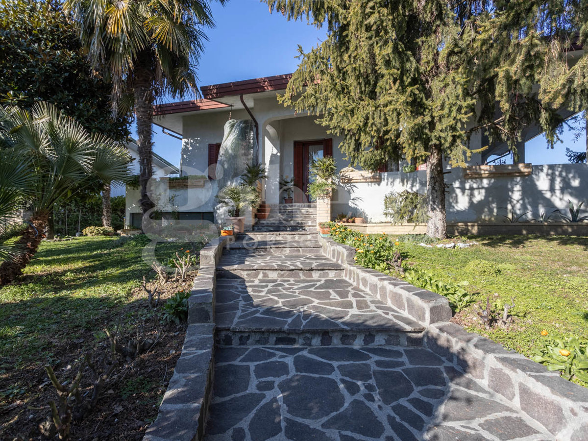 Villa in vendita a Cinto Caomaggiore, 4 locali, prezzo € 230.000 | PortaleAgenzieImmobiliari.it