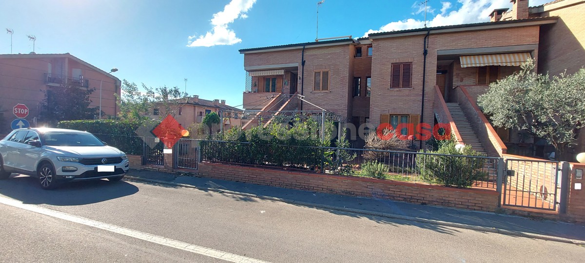 Appartamento in affitto a Castelnuovo Berardenga, 5 locali, prezzo € 1.200 | PortaleAgenzieImmobiliari.it