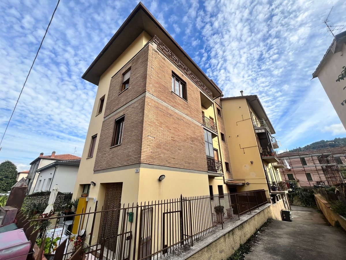 Appartamento in vendita a Spoleto, 3 locali, prezzo € 80.000 | PortaleAgenzieImmobiliari.it