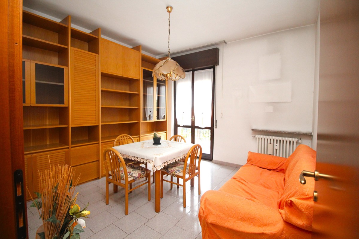 Appartamento in vendita a Legnano, 3 locali, prezzo € 99.000 | PortaleAgenzieImmobiliari.it
