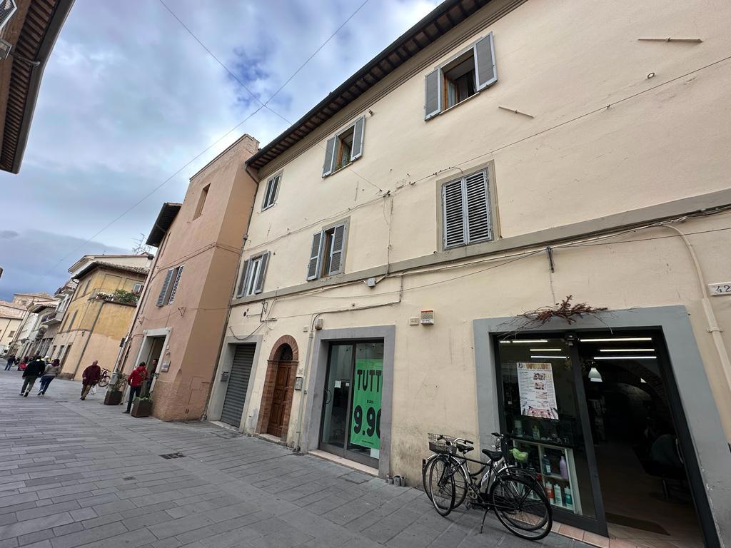 Appartamento in vendita a Foligno, 3 locali, prezzo € 60.000 | PortaleAgenzieImmobiliari.it