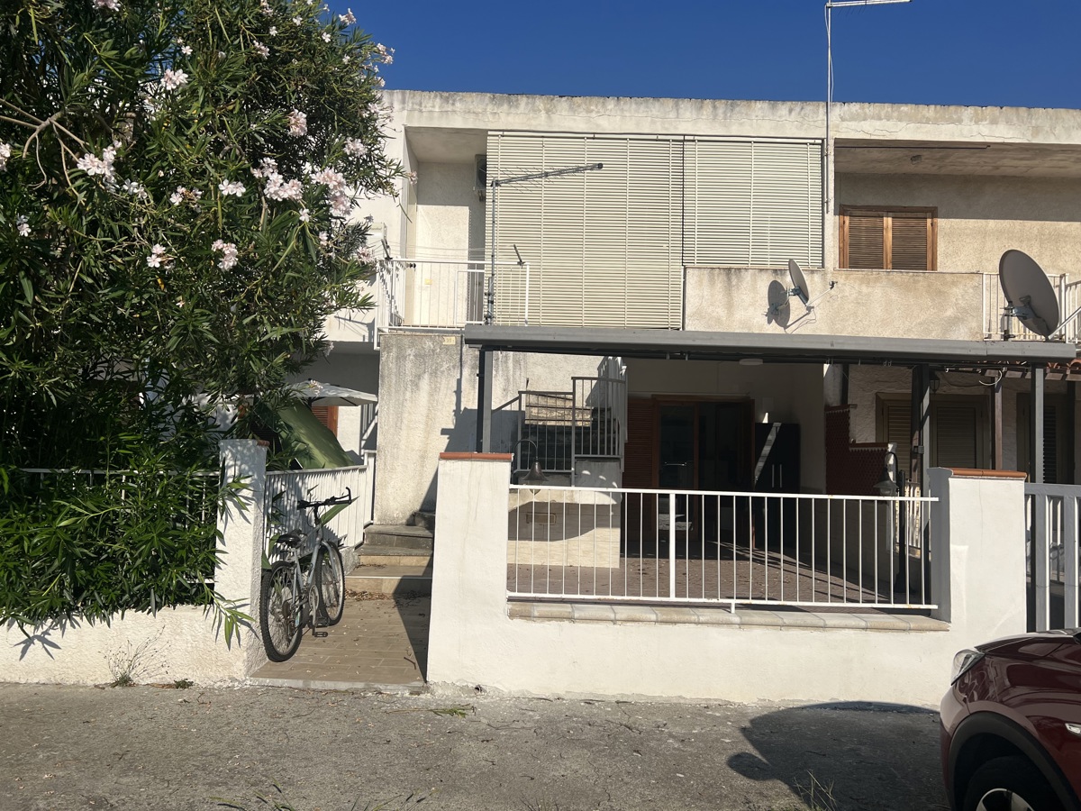 Appartamento in vendita a Falconara Albanese, 2 locali, prezzo € 28.000 | PortaleAgenzieImmobiliari.it