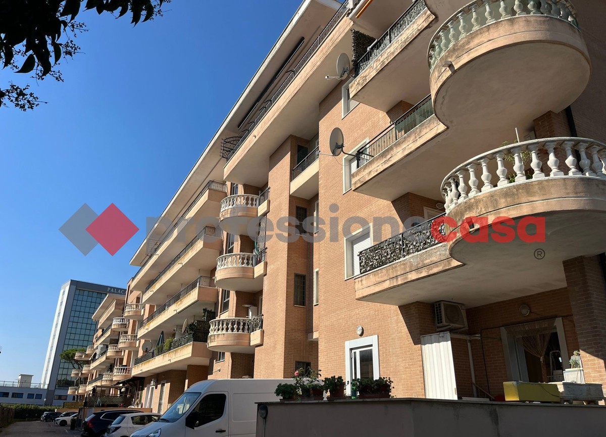 Appartamento in vendita a Pomezia, 2 locali, prezzo € 85.000 | PortaleAgenzieImmobiliari.it