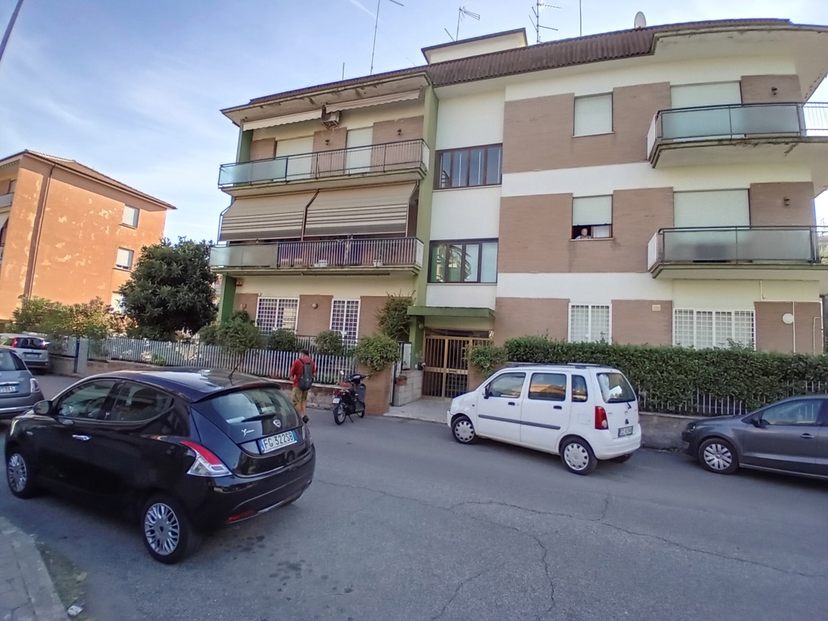 Appartamento in vendita a Civita Castellana, 5 locali, prezzo € 95.000 | PortaleAgenzieImmobiliari.it