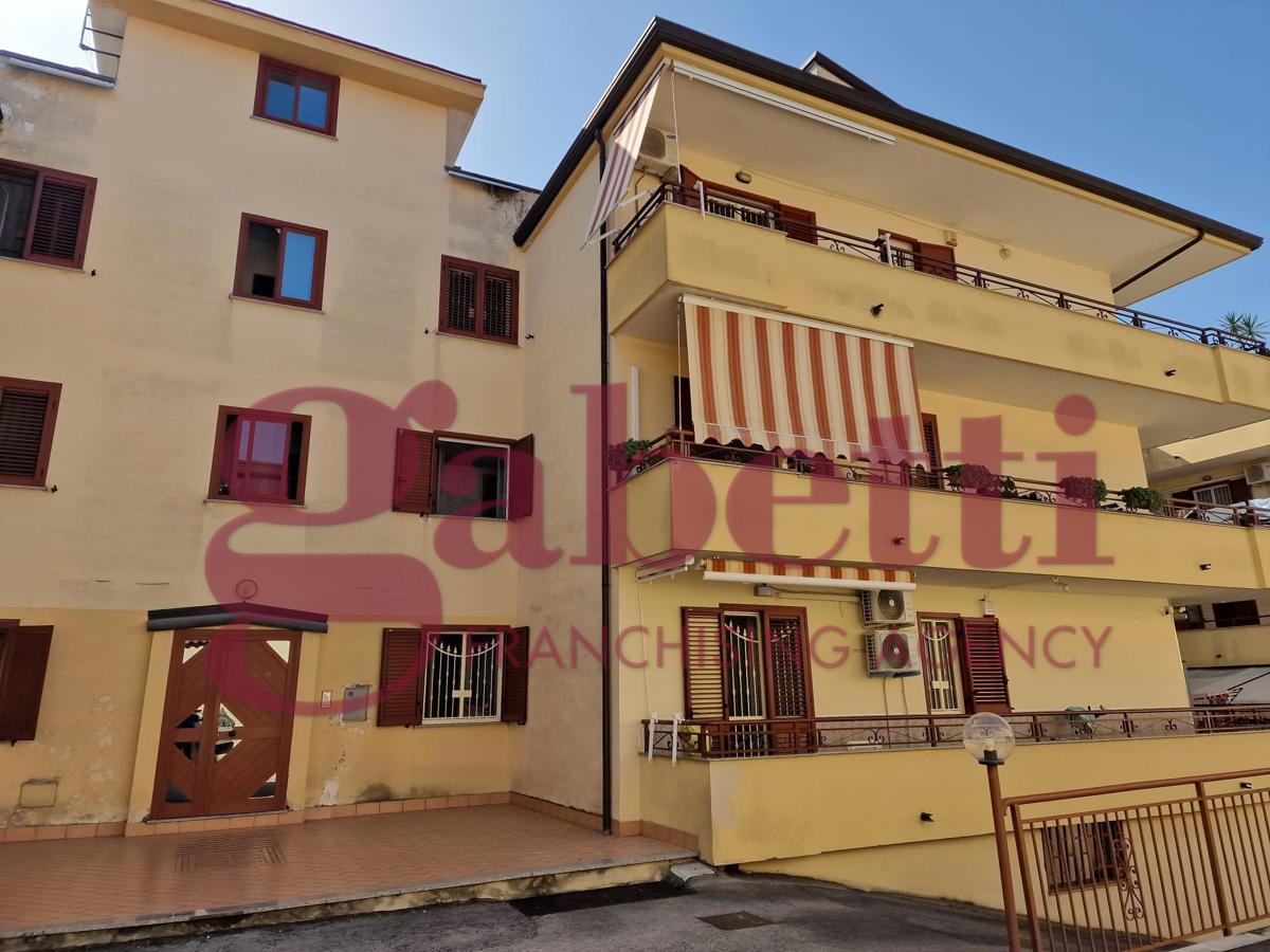 Appartamento in vendita a Portico di Caserta, 3 locali, prezzo € 135.000 | PortaleAgenzieImmobiliari.it