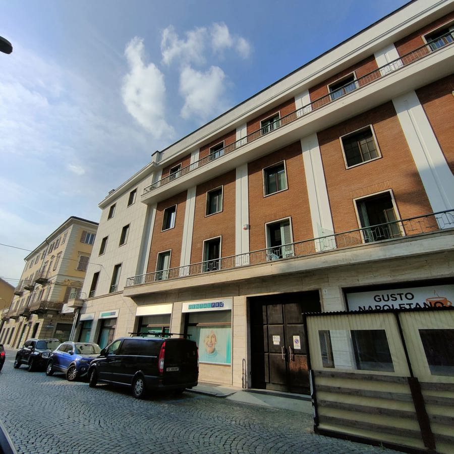 Appartamento in vendita a Biella, 4 locali, prezzo € 73.000 | PortaleAgenzieImmobiliari.it