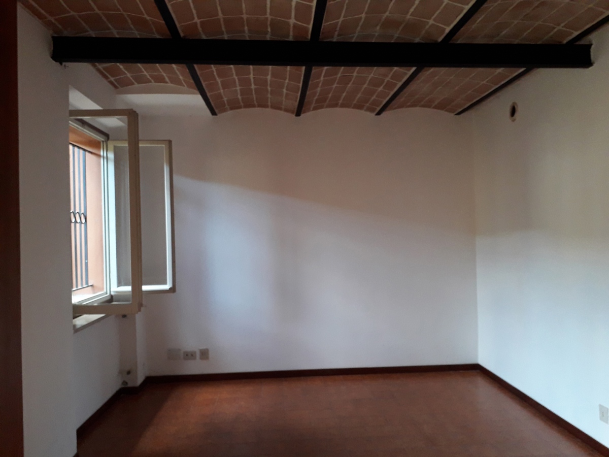 Appartamento in vendita a Monte San Pietro, 4 locali, prezzo € 58.000 | PortaleAgenzieImmobiliari.it