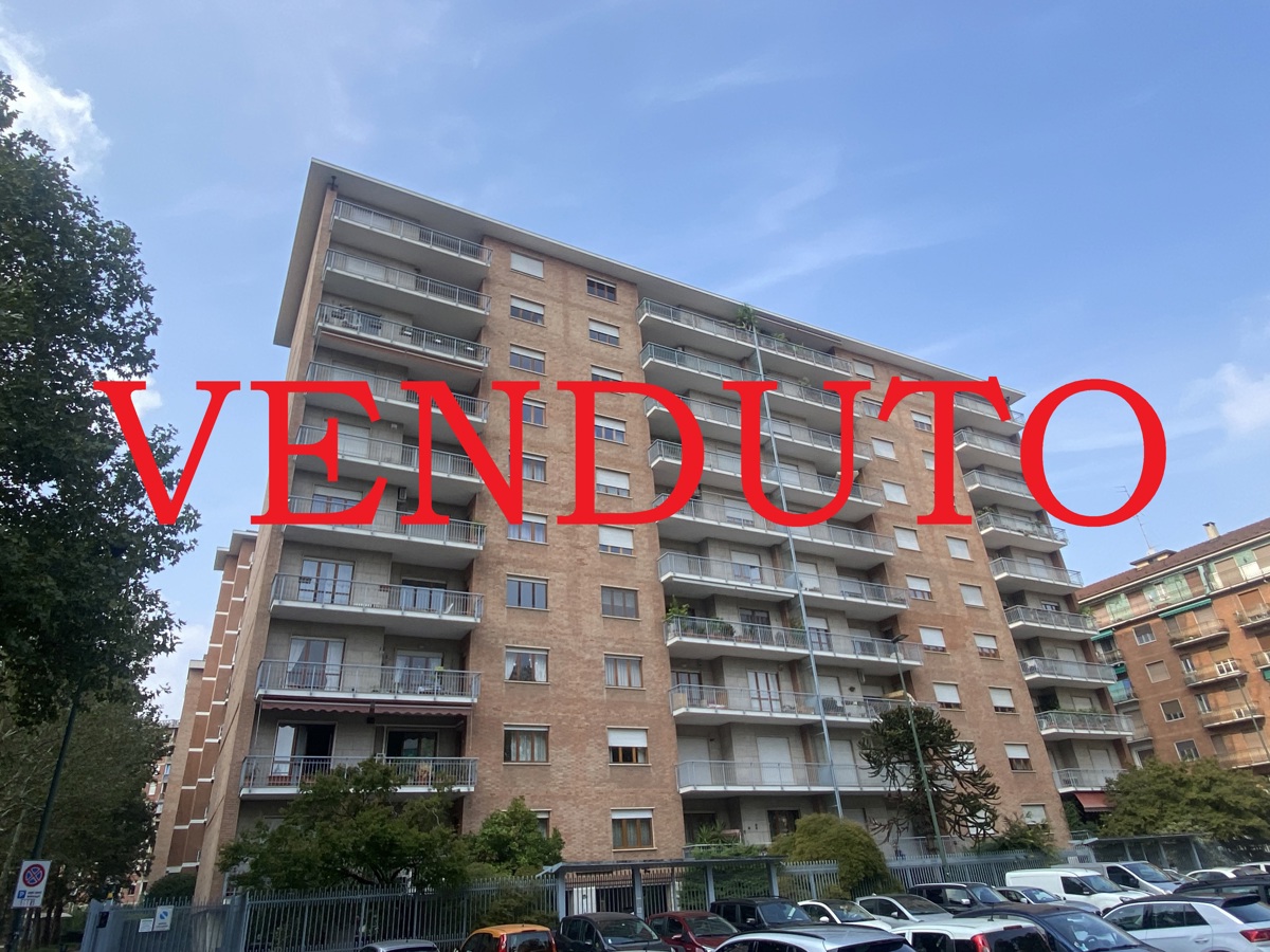 Appartamento in vendita a Torino, 6 locali, zona San Salvario, Parco del Valentino, prezzo € 299.000 | PortaleAgenzieImmobiliari.it