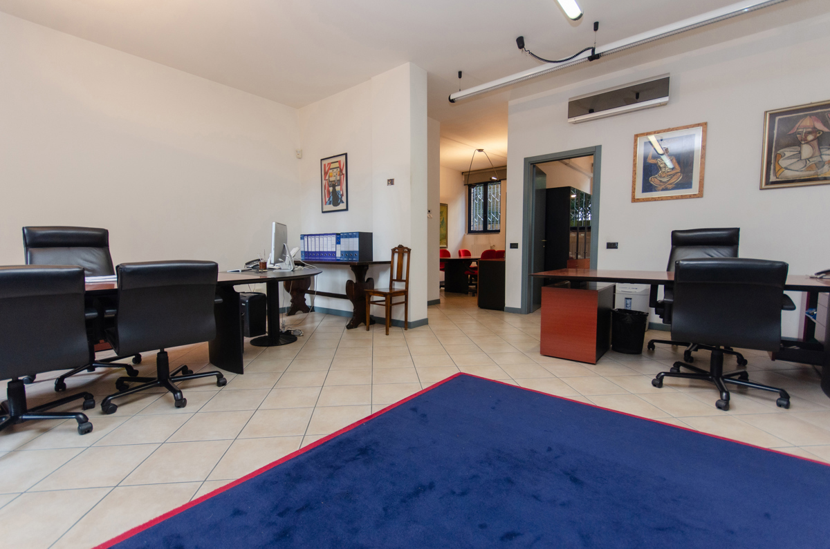 Appartamento in vendita a Monza, 5 locali, prezzo € 280.000 | PortaleAgenzieImmobiliari.it