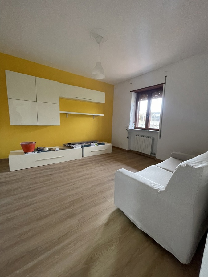 Appartamento in affitto a Minturno, 5 locali, prezzo € 600 | PortaleAgenzieImmobiliari.it