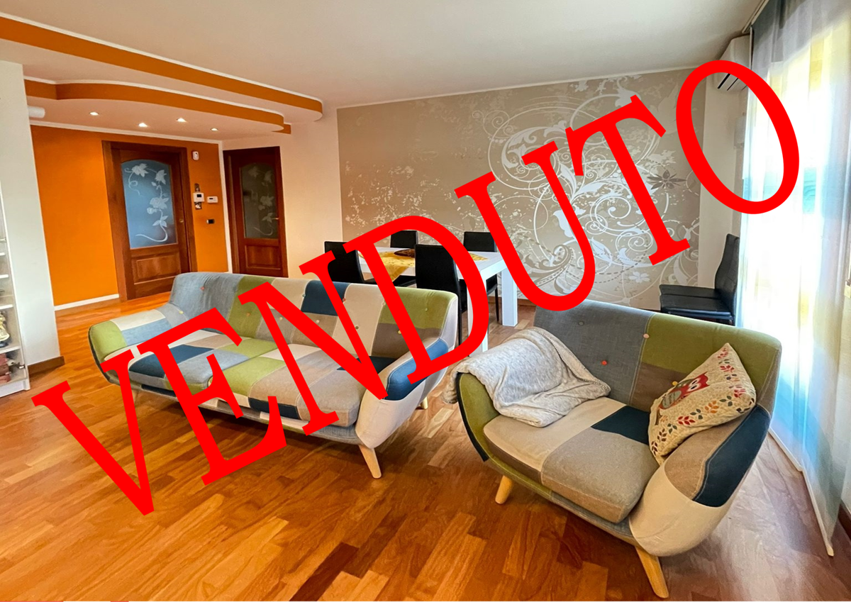 Appartamento in vendita a Magenta, 4 locali, prezzo € 164.000 | PortaleAgenzieImmobiliari.it