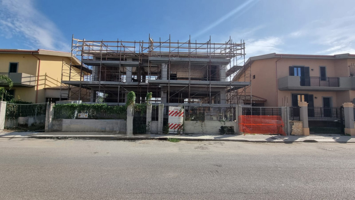 Villa Bifamiliare in vendita a Milazzo, 4 locali, prezzo € 300.000 | PortaleAgenzieImmobiliari.it