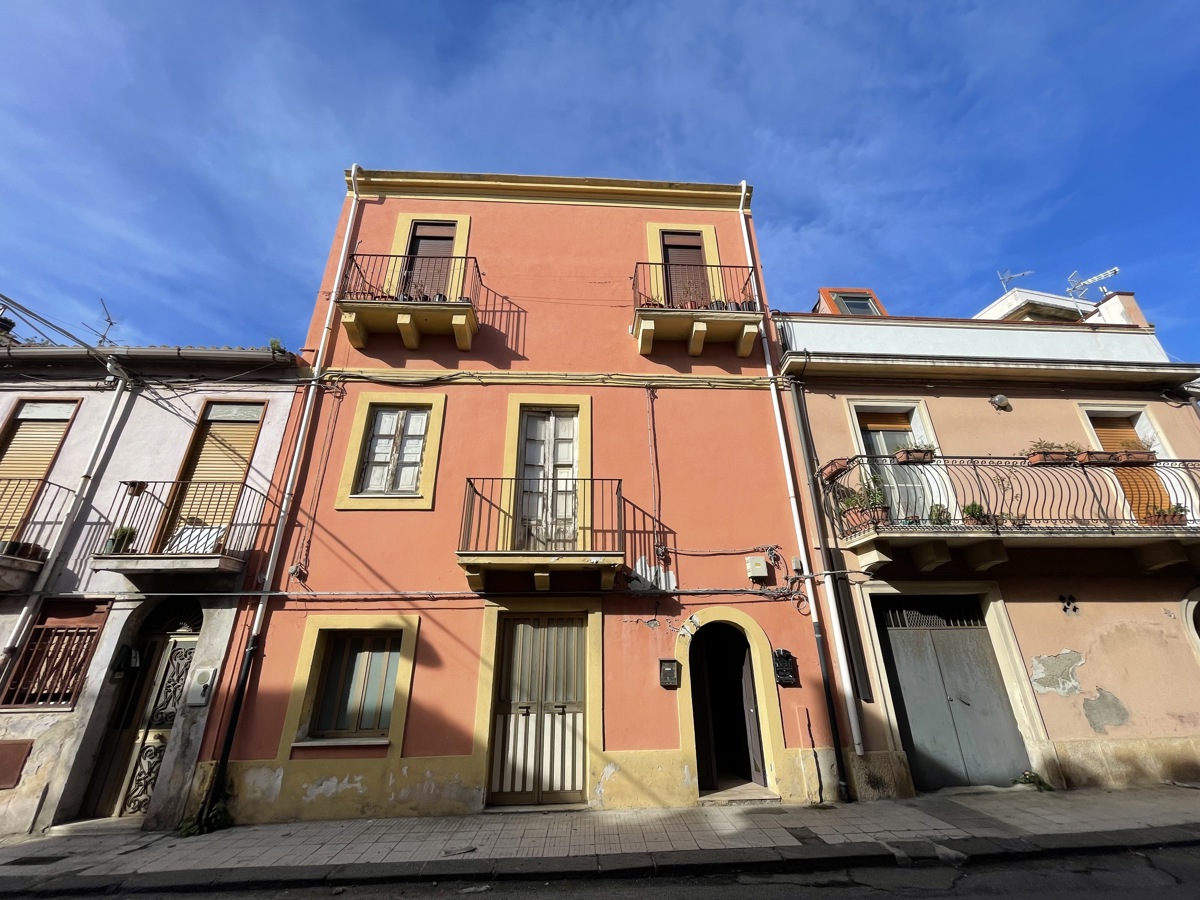 Soluzione Indipendente in vendita a Messina, 2 locali, zona Località: Tremestieri, prezzo € 32.000 | PortaleAgenzieImmobiliari.it
