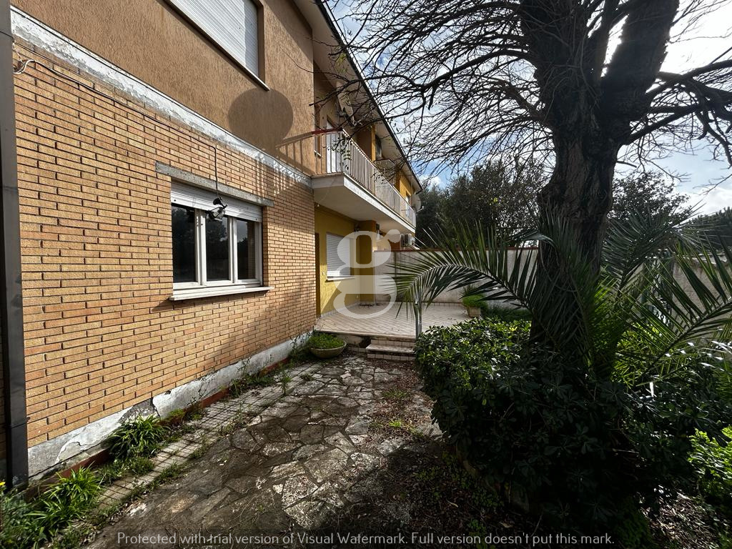 Villa Tri-Quadrifamiliare in vendita a Terracina, 5 locali, prezzo € 290.000 | PortaleAgenzieImmobiliari.it