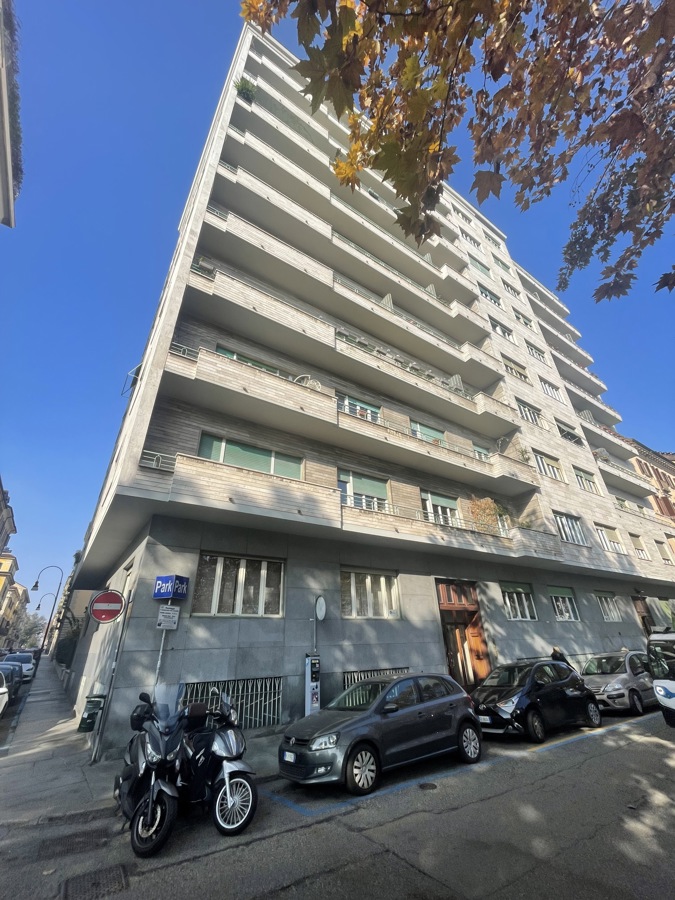 Appartamento in vendita a Torino, 5 locali, prezzo € 550.000 | PortaleAgenzieImmobiliari.it