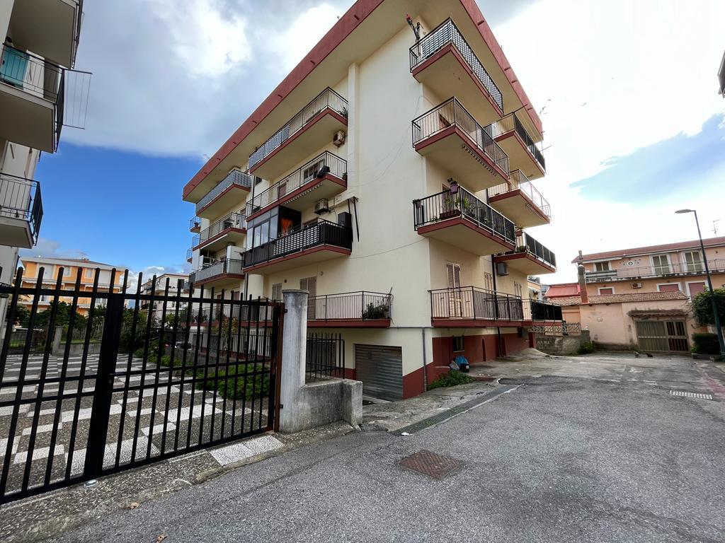 Appartamento in vendita a Scalea, 4 locali, prezzo € 88.000 | PortaleAgenzieImmobiliari.it