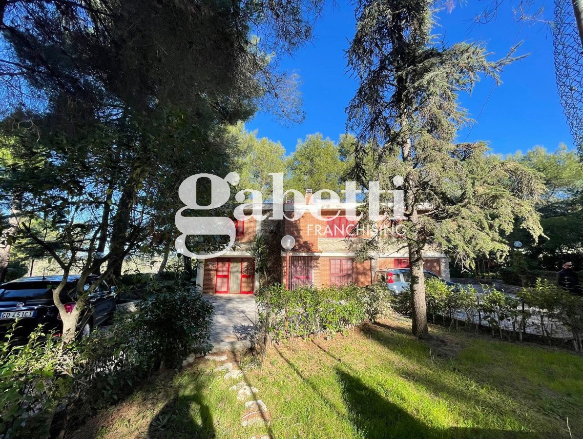 Villa in vendita a Andria, 5 locali, prezzo € 265.000 | PortaleAgenzieImmobiliari.it