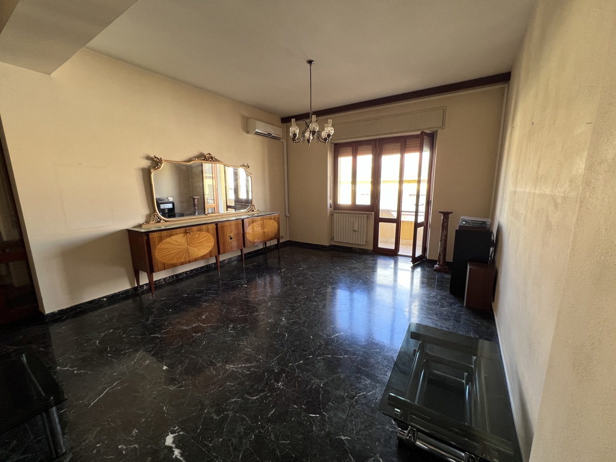 Appartamento in vendita a Oristano, 5 locali, zona ro, prezzo € 175.000 | PortaleAgenzieImmobiliari.it