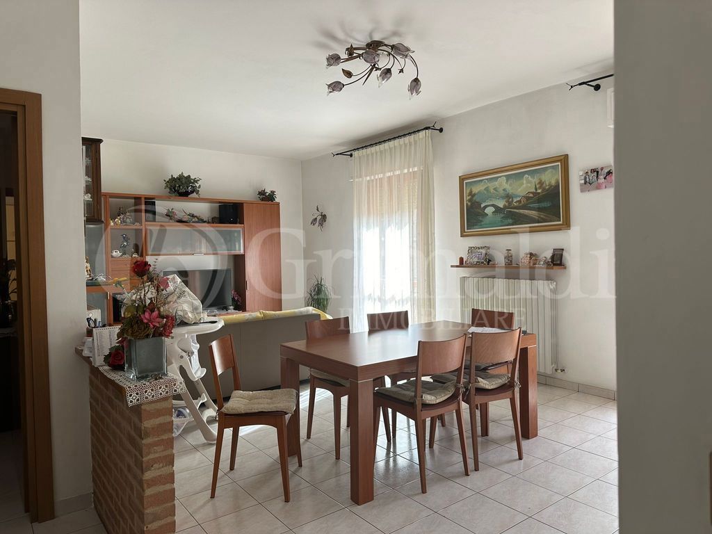 Appartamento in vendita a Monte Roberto, 5 locali, prezzo € 140.000 | PortaleAgenzieImmobiliari.it