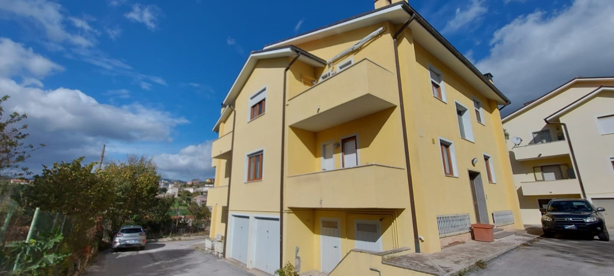 Appartamento in vendita a L'Aquila, 3 locali, prezzo € 58.000 | PortaleAgenzieImmobiliari.it