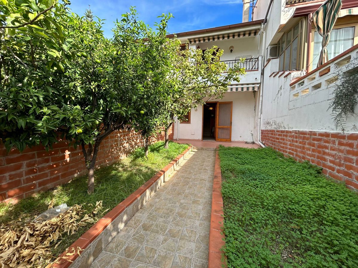 Villa a Schiera in vendita a Messina, 2 locali, prezzo € 75.000 | PortaleAgenzieImmobiliari.it