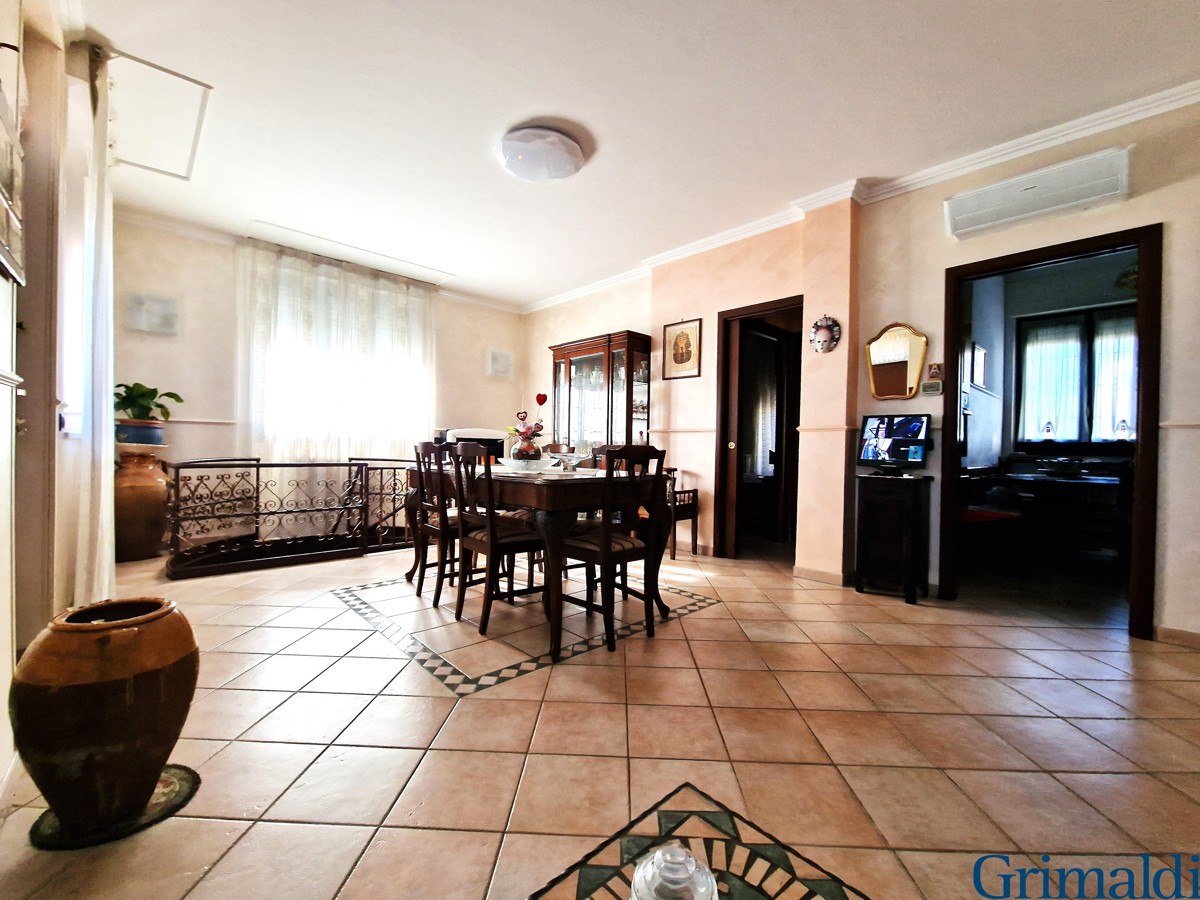 Appartamento in vendita a Santo Stefano Ticino, 4 locali, prezzo € 185.000 | PortaleAgenzieImmobiliari.it