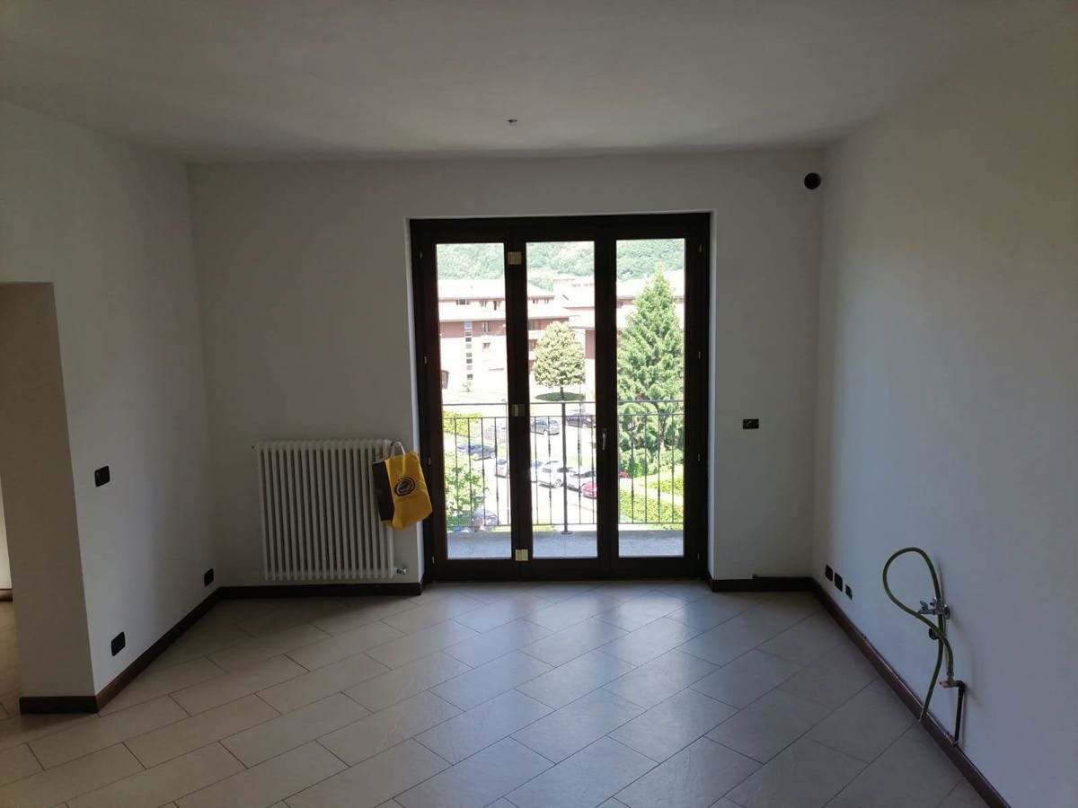Appartamento in affitto a Morbegno, 4 locali, prezzo € 700 | PortaleAgenzieImmobiliari.it