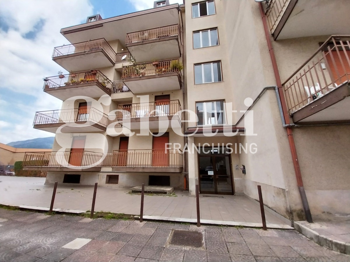 Appartamento in vendita a Piedimonte Matese, 4 locali, prezzo € 110.000 | PortaleAgenzieImmobiliari.it
